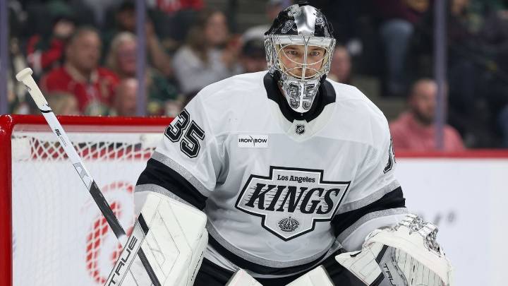 LA Kings reacquire veteran goalie Pheonix Copley from Tampa Bay as depth while Kuemper is injured