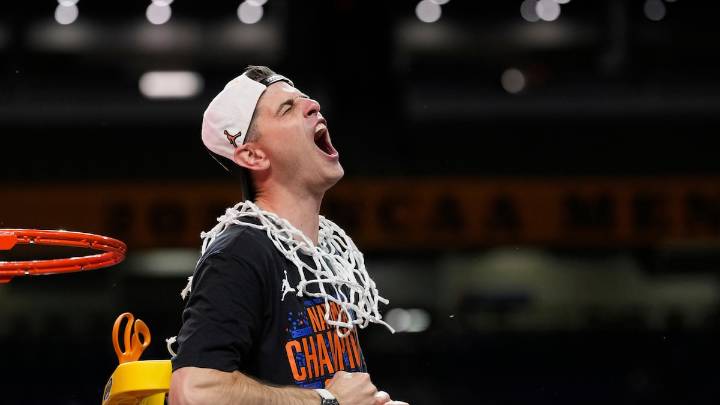 UF men begin title defense with revamped backcourt, stacked frontcourt