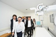 Kicillof y Kreplak recorrieron la sala de mamografía del Hospital Petrona V. Cordero