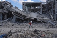 Israel prepares to welcome the last living hostages from Gaza as a ceasefire holds