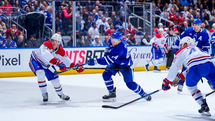 Rielly sparks Maple Leafs past Canadiens in season opener