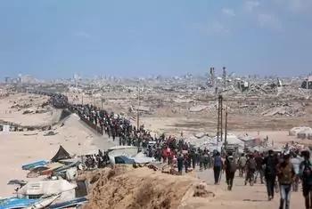 Regresan 200 mil palestinos a Gaza, devastada por Israel