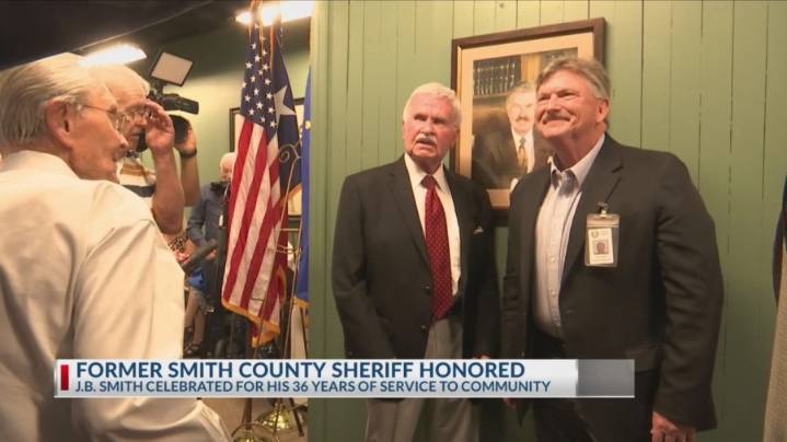 Smith County Sheriff's Office unveils portrait of former Sheriff JB Smith