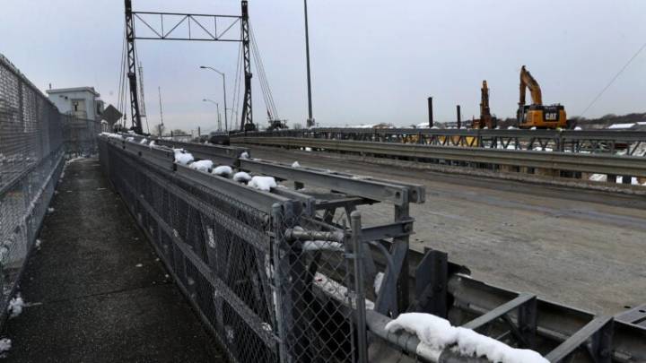 North Shore bridge closed indefinitely after inspection