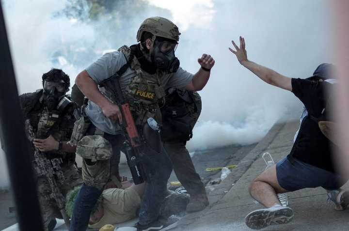 Jefe migratorio Greg Bovino dice que van 3.000 detenidos en ofensiva migratoria en Chicago