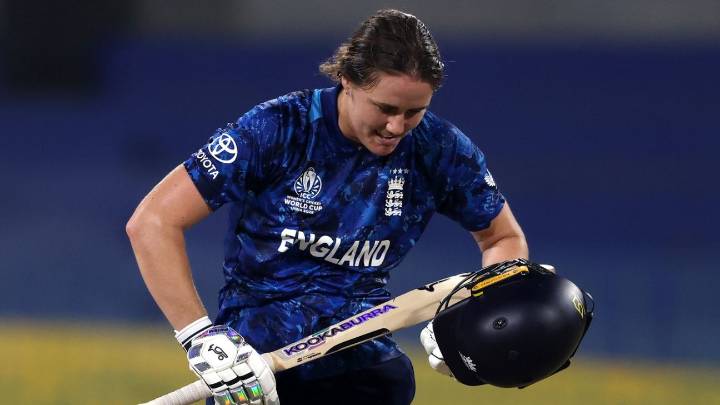 'For Theo' - a century for Sciver-Brunt, a celebration for the Sciver