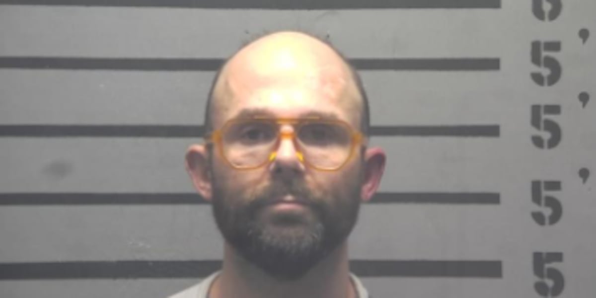 MPD: Man arrested at Kroger on several charges, including public intoxication and drug trafficking