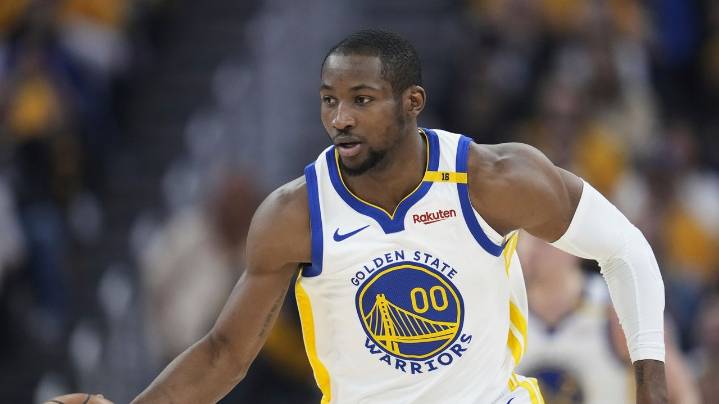Jonathan Kuminga gets going on the court with Warriors after three