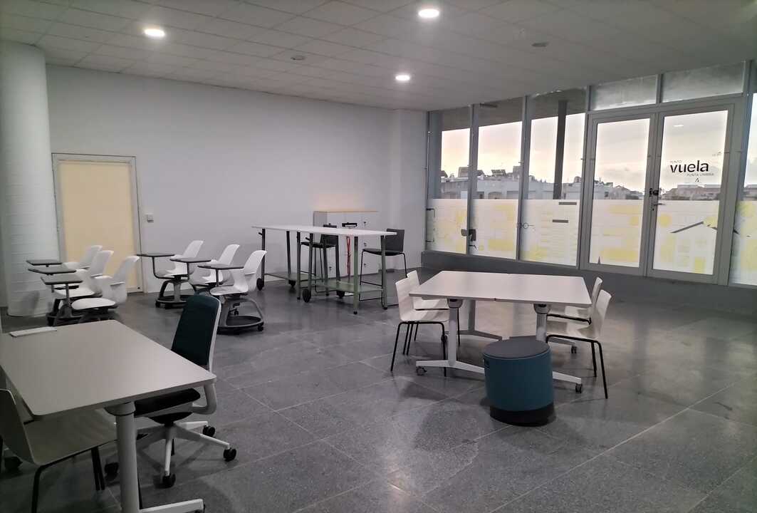 Punta adecúa una zona del edificio Galeón para acoger un 'Punto Vuela' de la Junta