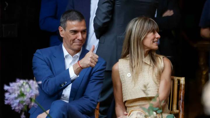 Begoña Gómez pide al juez Peinado que solicite los "antecedentes" de los asistentes de las mujeres de expresidentes