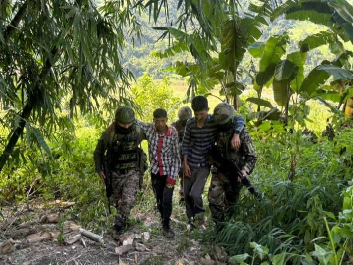 Assam Rifles operation foils abduction attempt:Two labourers rescued safely after exchange of fire with NSCN