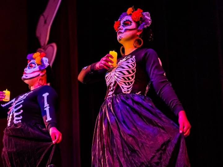 Brilla el ballet Cuautli en el Teatro de la Ciudad con “La Calaca y Buenas” dentro del festival Las Delicias de la Muerte