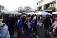 Edmonds Holiday Market returns this weekend