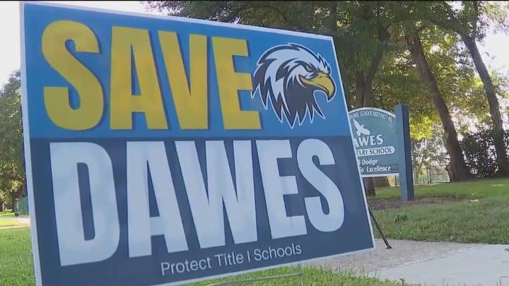 Evanston parents rally to save school as ex-superintendent accused of fraud
