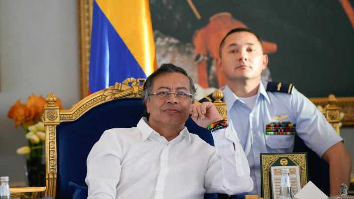 ‘No defiendo a Maduro’: presidente Gustavo Petro vuelve a responder a críticas por su rechazo a las maniobras militares de EE. UU. en el Caribe