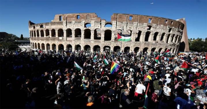 Massive Pro-Palestinian Rally Sweeps Rome Amid Four Days of Italian Demonstrations