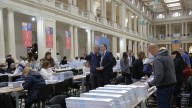 Tras la renuncia de Espert, el Gobierno pidió reimprimir las boletas en la provincia