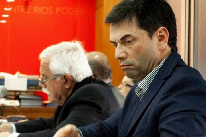 Rechazaron el sobreseimiento de Canosa y seguirá procesado por enriquecimiento ilícito