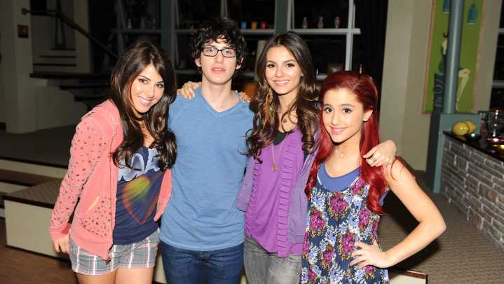 ‘Victorious’ Spinoff: ‘Hollywood Arts’ Plot, Cast, Release Updates