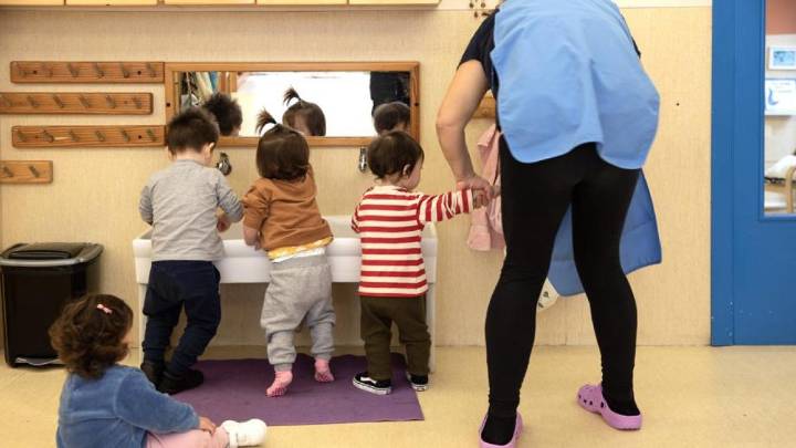 Las maestras de escuelas infantiles 0-3 años de Catalunya exigen una ley para esta etapa