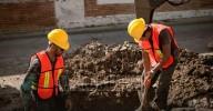 Atiende gobierno municipal fuga de agua potable en el Centro de Matamoros