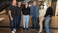 Vince Gill Signs 'Lifetime' Record Deal With MCA