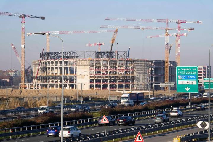 NHL players may have to compete on untested ice due to construction delays at Olympics in Milan