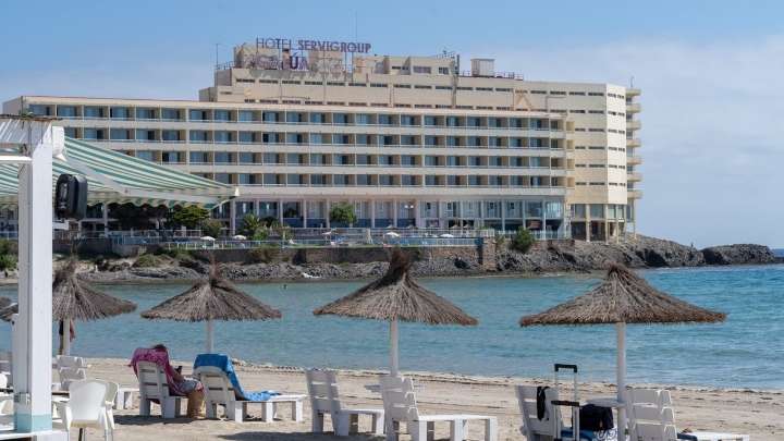 Baleares blindará los hoteles frente a okupaciones con una ley pionera en España