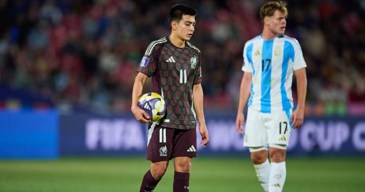 Prensa de Argentina DEMERITA a la Selección Mexicana: “Un buen papá tiene el deber de enseñarles a sus hijos”