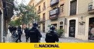 Los Mossos toman el centro del barrio de Gràcia de Barcelona para desalojar definitivamente Ca l'Espina
