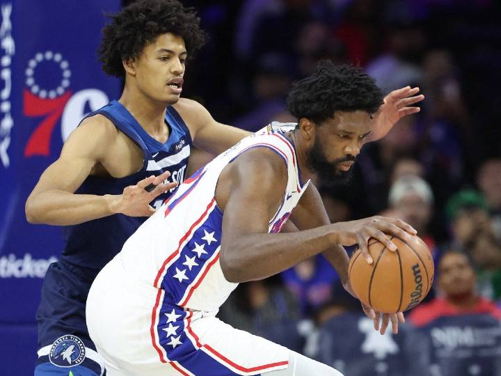La espera terminó: Embiid volvió a las duelas de la NBA