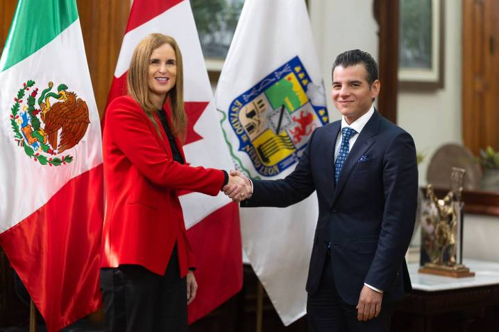 Recibe Miguel Flores a cónsul de Canadá para fortalecer relación