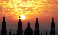 ¿Y si España no cambia la hora? Así serían los amaneceres y atardeceres en Zaragoza
