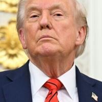 Trump issues order to pay military as US shutdown drags on