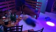 Asesinaron a un joven en un bar