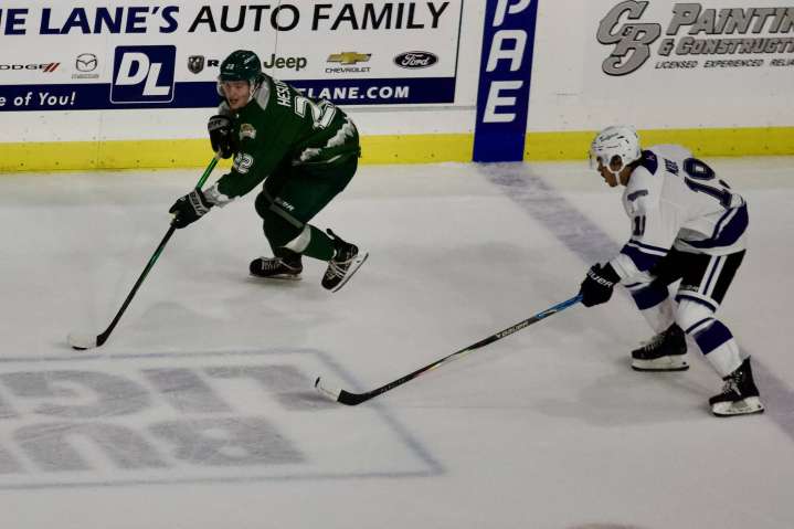 Tips Week in Review: Everett scores 21 goals in weekend sweep
