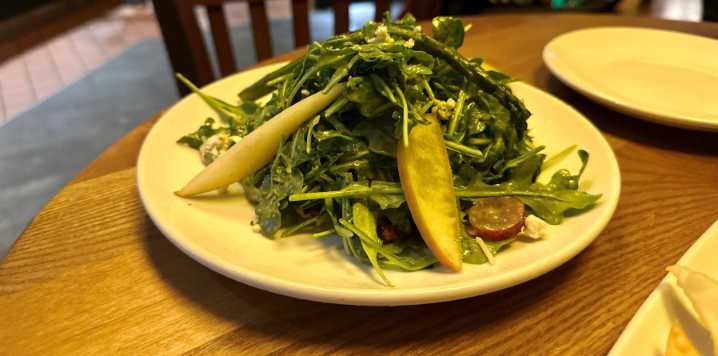 Oswego Grill at Columbia riverfront is just OK