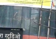 Mumbai hostage episode disturbing, govt to blame for it, says Con...