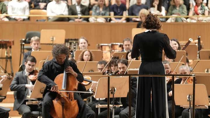 Entre la rebelión y el silencio: Shostakóvich según De la Parra y Altstaedt