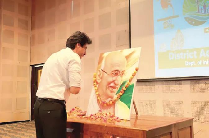 Sewa Parv 2025 ends in Anantnag with Gandhi Jayanti tribute
