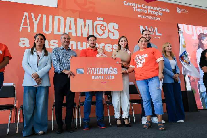 Camión gratis para mujeres con tarjeta ‘Ayudamos a las Mujeres’