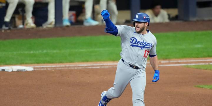 Max Muncy becomes Dodgers' all-time postseason home run leader
