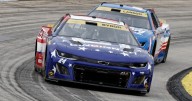 Byron outduels Blaney for victory at Martinsville and NASCAR Championship 4 berth
