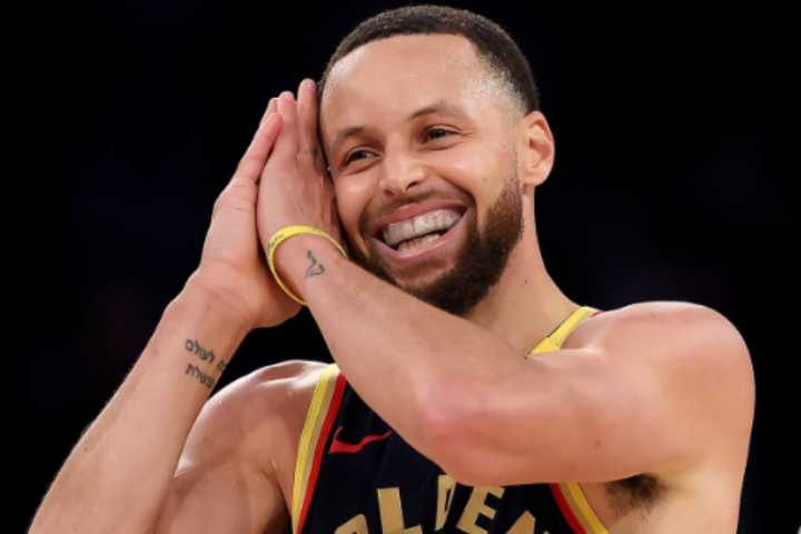 Stephen Curry Puts 2 NBA Legends Under Pressure After 42-Point Performance Sinks Nuggets