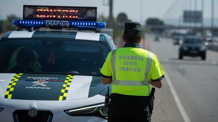 Investigado por conducir a 261 km/h con seis personas más en el coche, cuatro de ellas menores