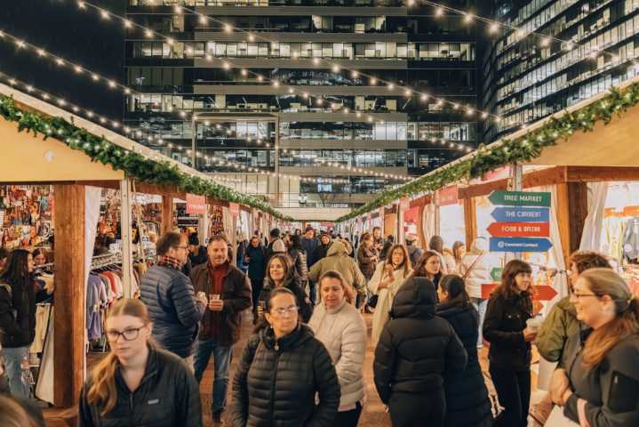 Seaport trae nuevamente el mercado navideño "Snowport"