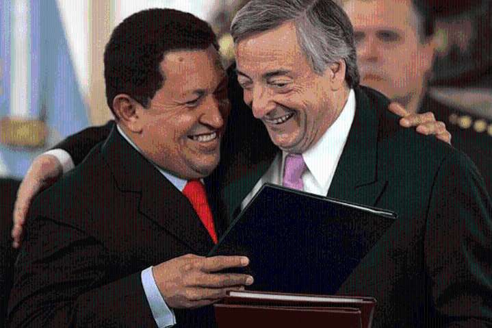 Un ex jefe de inteligencia venezolano reveló que el chavismo financió a Néstor Kirchner y a otros líderes
