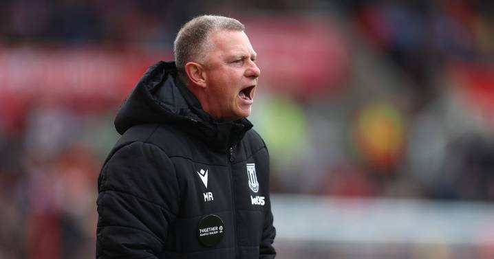 'Nitpicking' Mark Robins addresses Stoke City's rise to third in the Championship