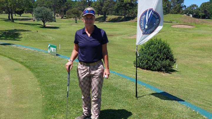 Nidia Kondratavicius, pasión por el deporte de alto nivel en el Santander Golf Tour del Real Club de Golf de La Coruña en A Zapateira