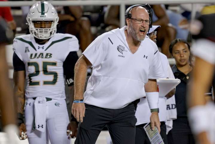 Goodman: Trent Dilfer is out, but UAB shouldn’t stop there